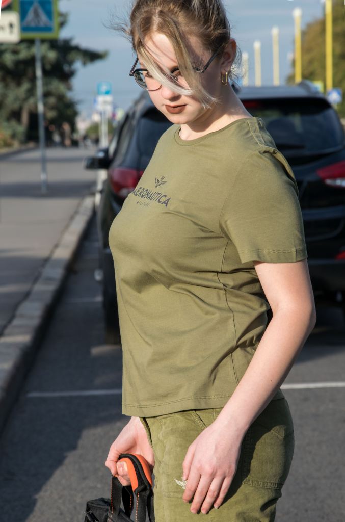 Женская-футболка-AERONAUTICA-MILITARE-FW-22-23-TR-verde-oliva-(TS-2031)-2.jpg