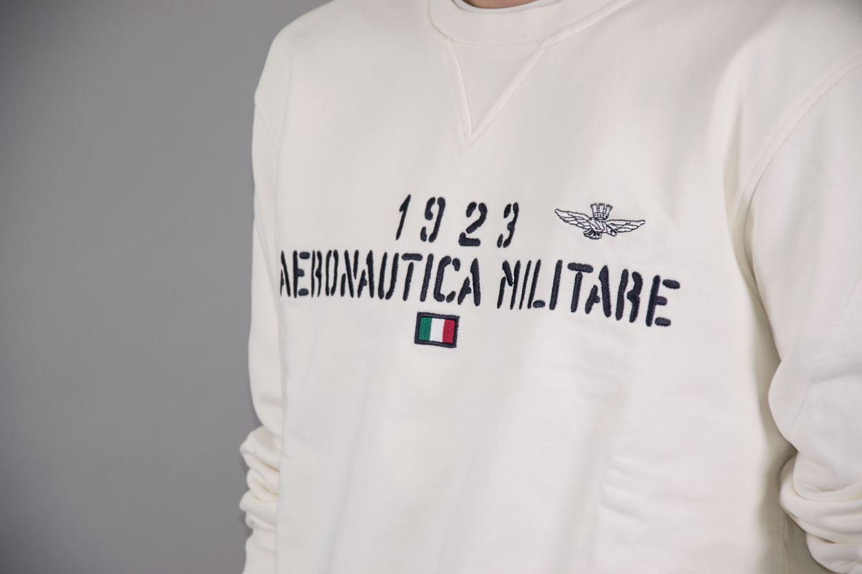 Свитшот AERONAUTICA MILITARE SS23 bianco panna FE-1746