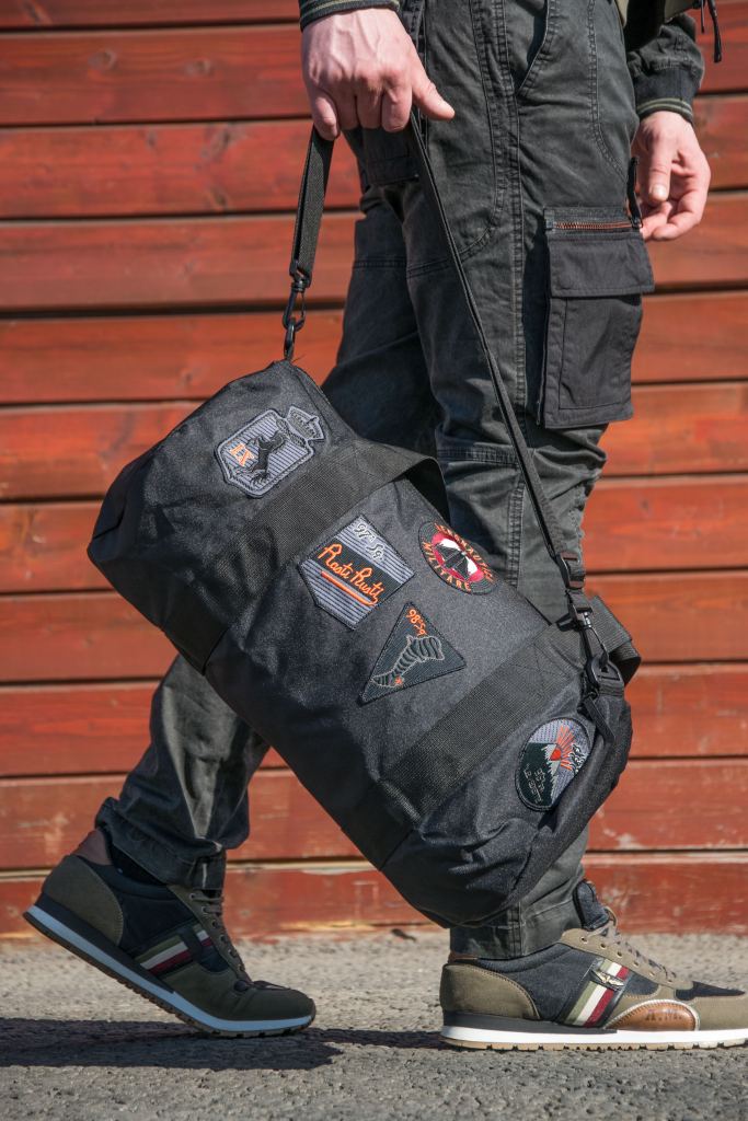 Сумка AERONAUTICA MILITARE SS 22/CN jet black (BO 1077)