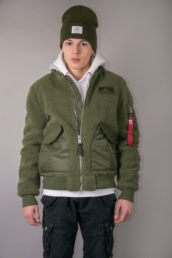 Куртка лётная ALPHA INDUSTRIES ZIP HOODY TEDDY CWU sage green фото 3