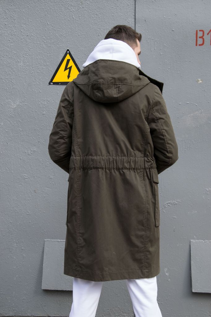 пальто со съёмным капюшоном