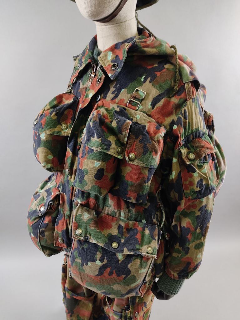 Швейцарская военная куртка