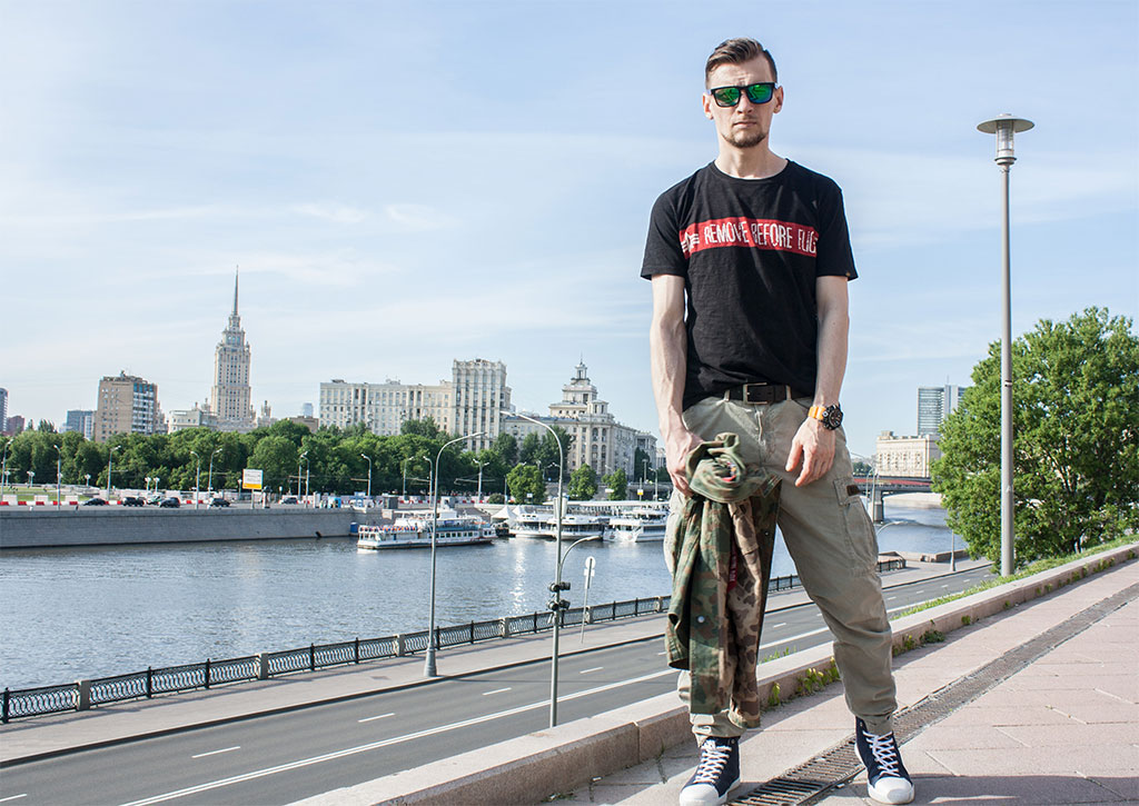 Футболка мужская ALPHA INDUSTRIES remove before flight