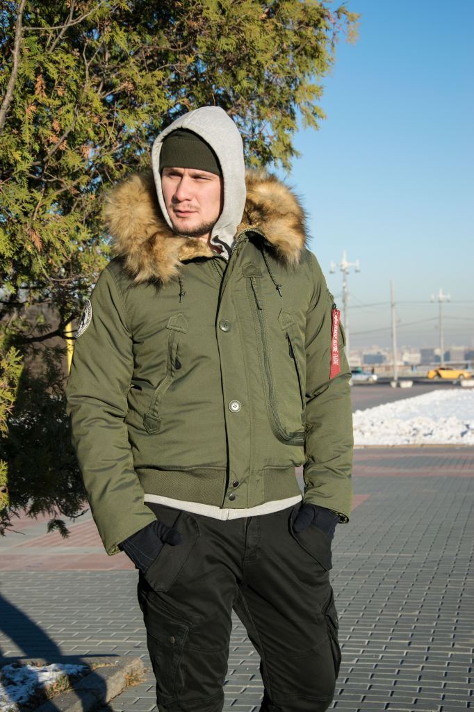 Аляска короткая ALPHA INDUSTRIES POLAR SV dark green