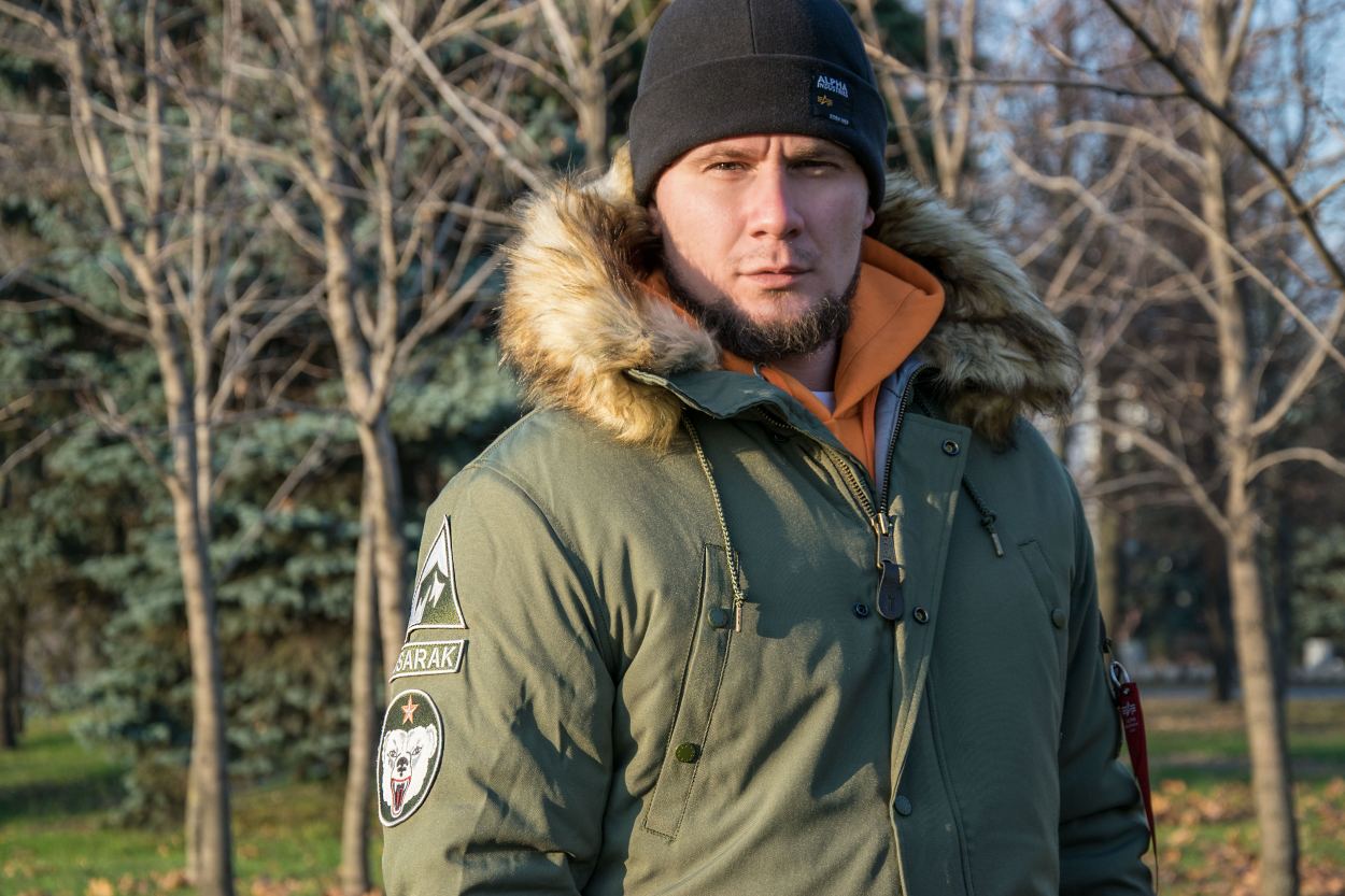 Аляска-ALPHA-INDUSTRIES-ARCTIC-DISCOVERER-N-3B-dark-olive-7.jpg