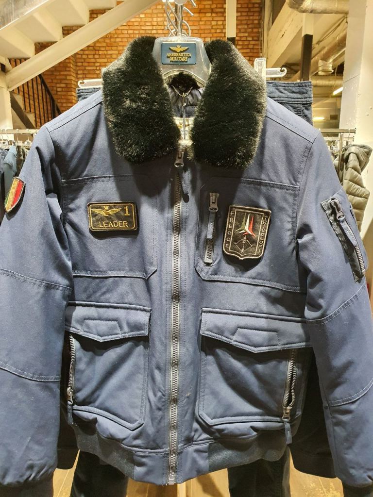 Преколлекция Aeronautica Militare. Фирменный лётный бомбер Aeronautica Militare FW 23/24