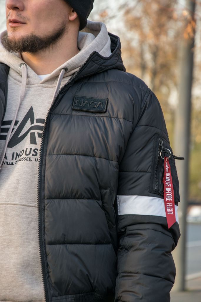 Дутая куртка ALPHA INDUSTRIES HOODED PUFFER FD NASA