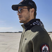 Толстовка с капюшоном AERONAUTICA MILITARE SS 21/TR verde scuro (FE 1595) 25 700 руб Толстовка с капюшоном AERONAUTICA MILITARE SS 21/TR verde scuro (FE 1595) 25 700 руб