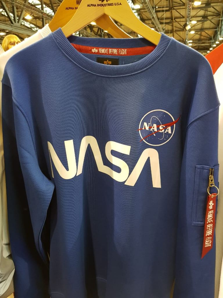 Свитшот NASA Alpha Industries