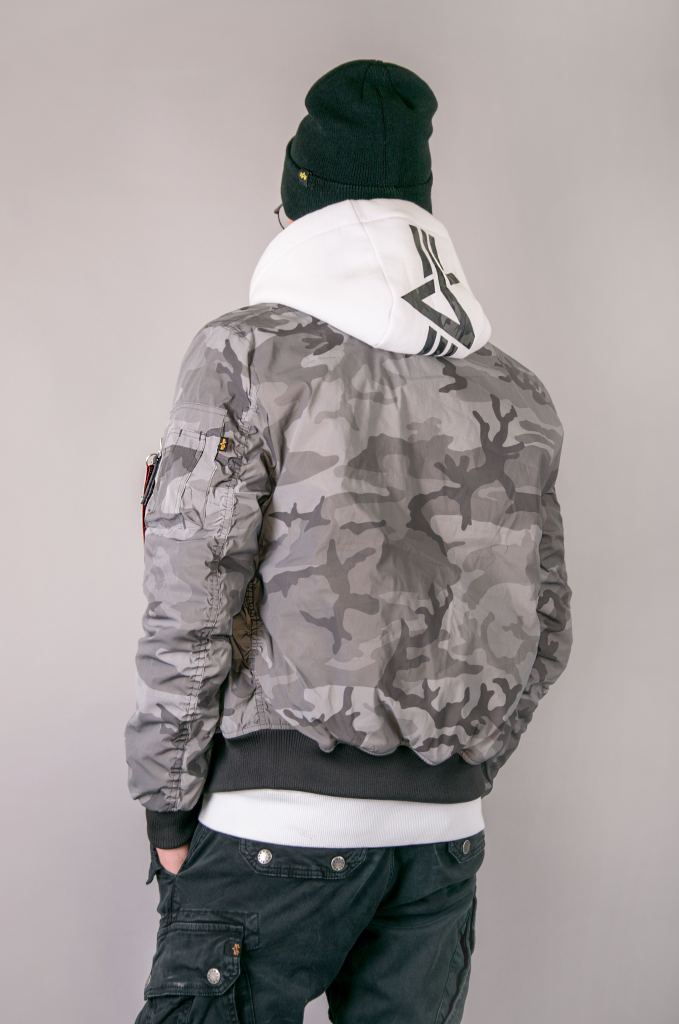 Бомбер ALPHA INDUSTRIES VF59 REFLECTIVE CAMO MA-1 black camo фото 5