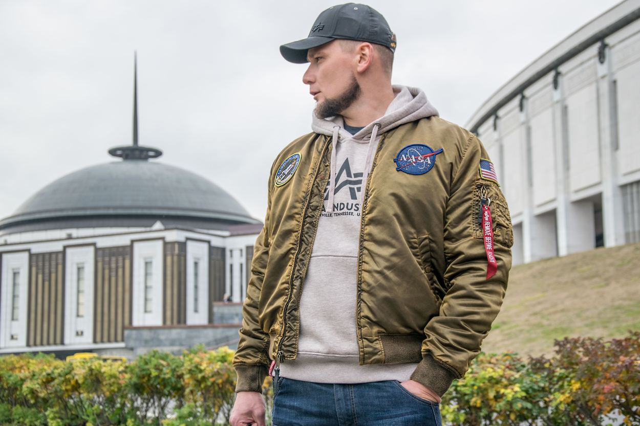 Бомбер ALPHA INDUSTRIES VF NASA BATTLEWASH MA-1 washed orange Бомбер ALPHA INDUSTRIES VF NASA BATTLEWASH MA-1 washed orange