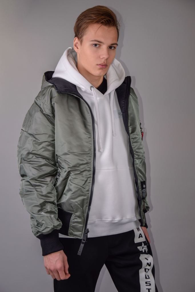 Дутая куртка ALPHA INDUSTRIES HOODED PUFFER FD REV black white 