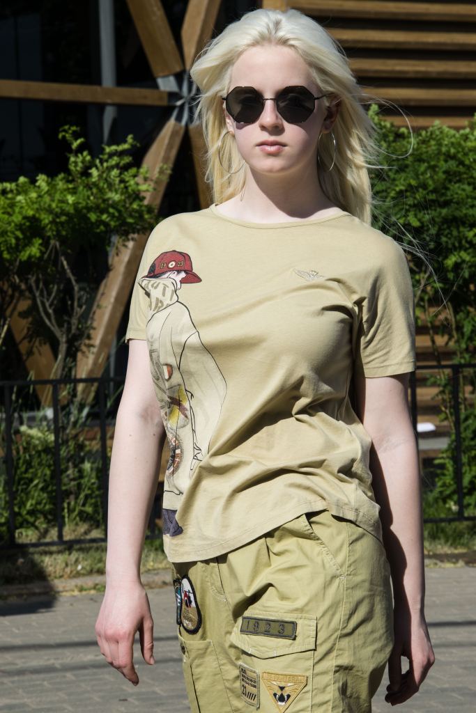Женская футболка AERONAUTICA MILITARE SS22 khaki TS1972 фото 1
