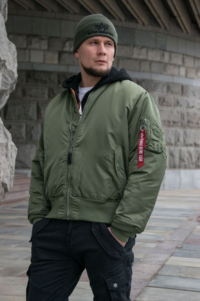 Мужская куртка ALPHA INDUSTRIES MA 1