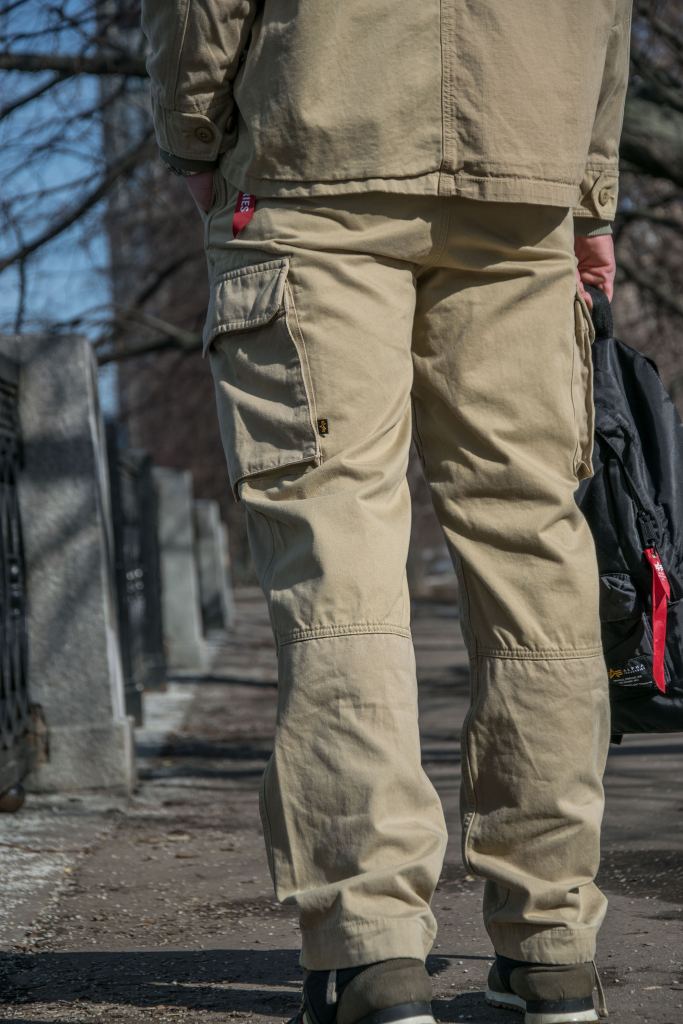 Брюки-карго ALPHA INDUSTRIES MIXED MEDIA CARGO PANT SS23 vintage khaki фото 2