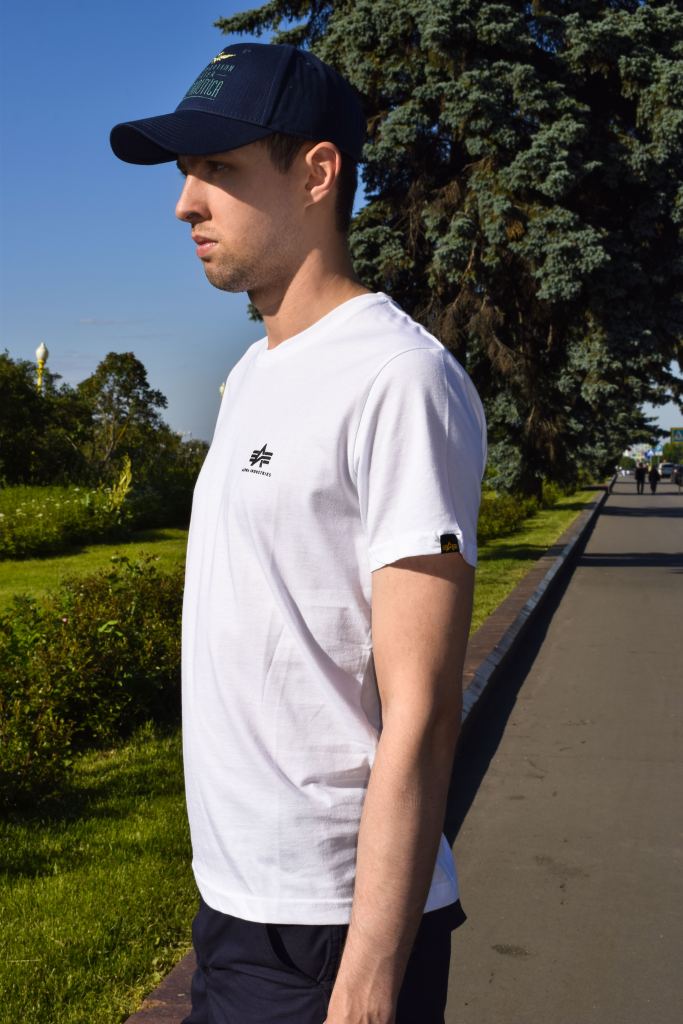 Футболка ALPHA INDUSTRIES BASIC T SMALL LOGO white фото 2