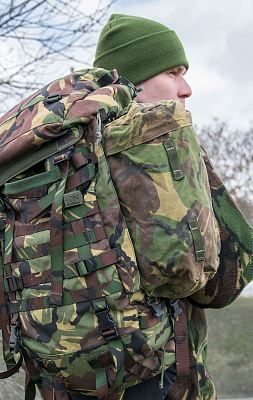 Подсумок-карман боковой на рюкзак dpm б/у