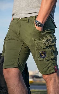 Шорты ALPHA INDUSTRIES CREW SHORT PATCH dark olive