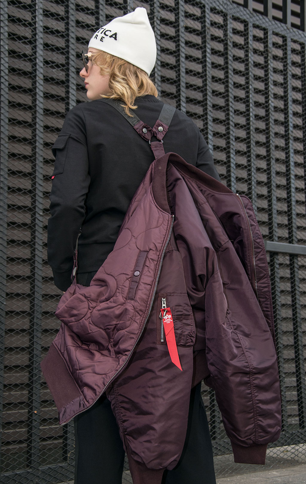 Женская куртка-бомбер ALPHA INDUSTRIES OVERSIZED FLIGHT JACKET MA-1 FW 23/24 m berry 
